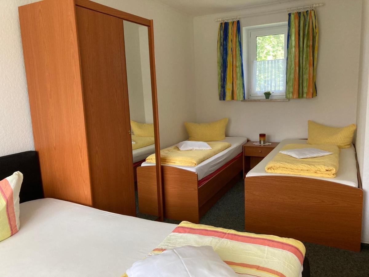 Hotel Am Schlosspark Mallin Phòng bức ảnh