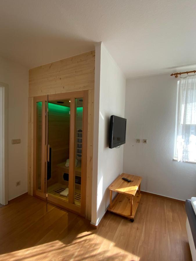 Hotel Am Schlosspark Mallin Ngoại thất bức ảnh