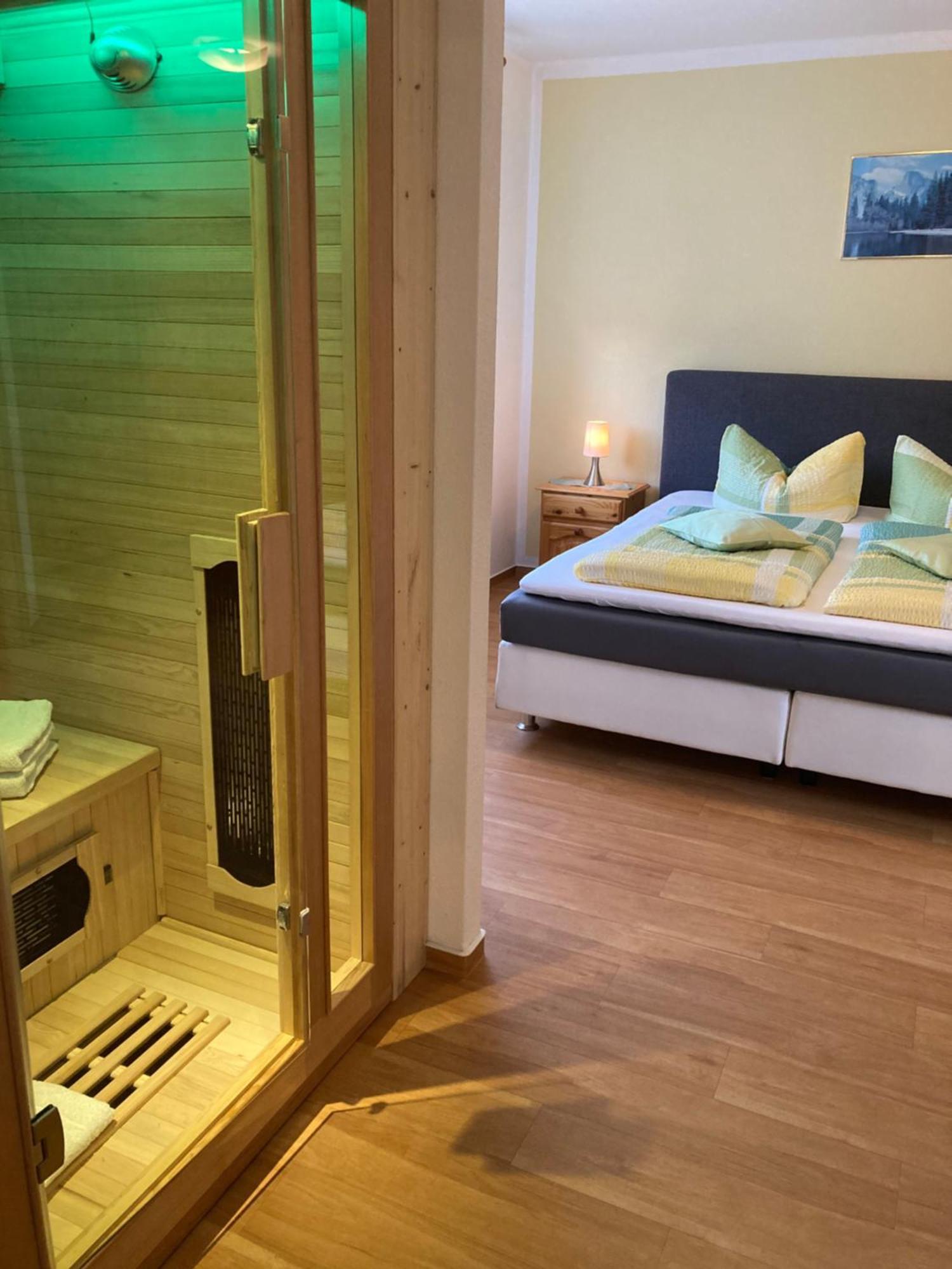 Hotel Am Schlosspark Mallin Phòng bức ảnh